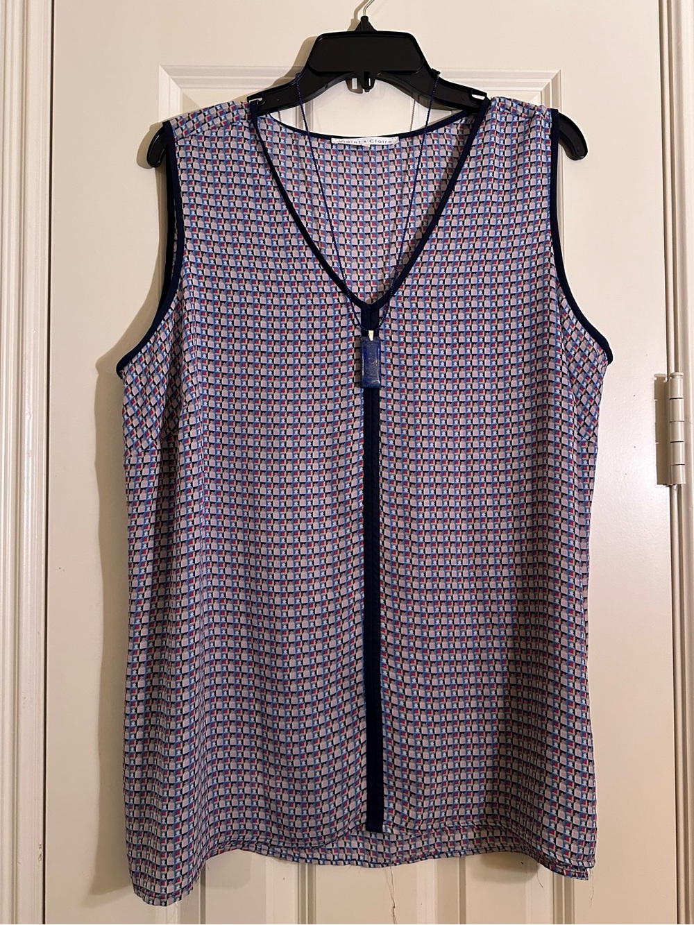 Violet + Claire Sleeveless Blouse/Tanktop